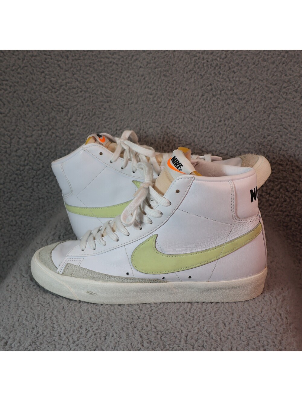 Nike Blazer Mid '77 Women 10.5 White Green CZ1055-108